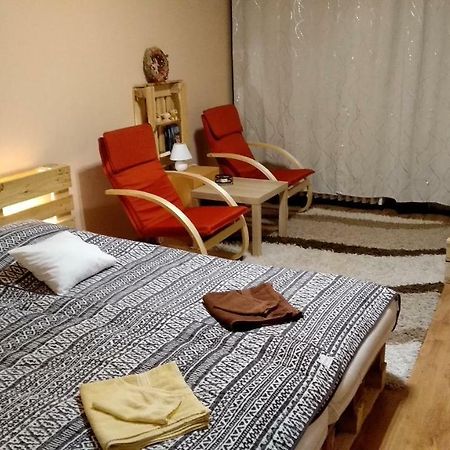 Gesztenyes Apartman Miskolc Exterior foto
